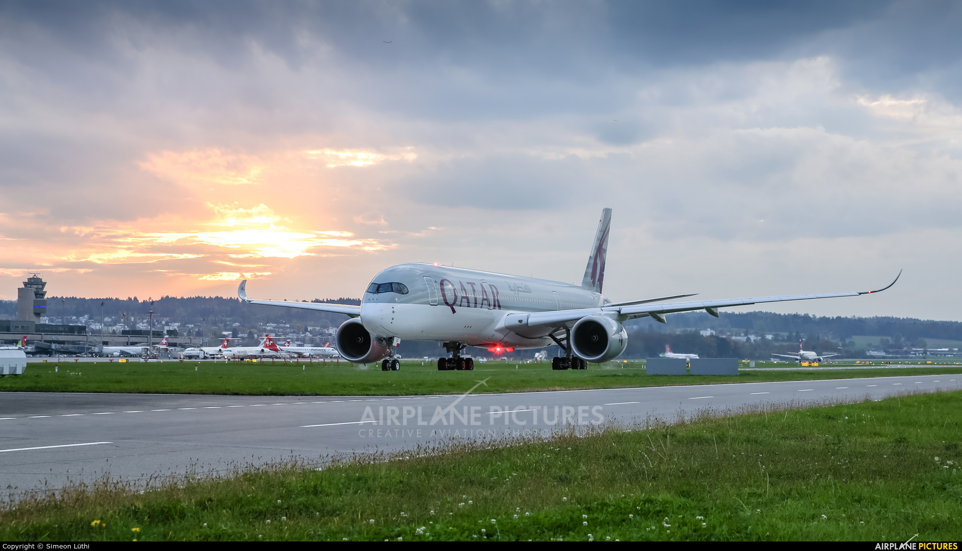 Qatar Airways A7-ALE aircraft at Zurich