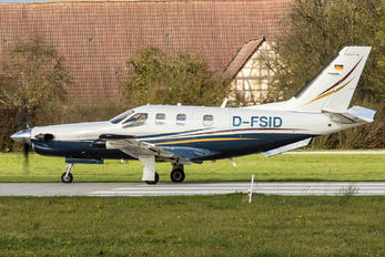 D-FSID - Private Socata TBM 700
