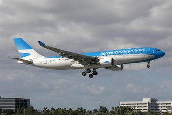 LV-GKO - Aerolineas Argentinas Airbus A330-200
