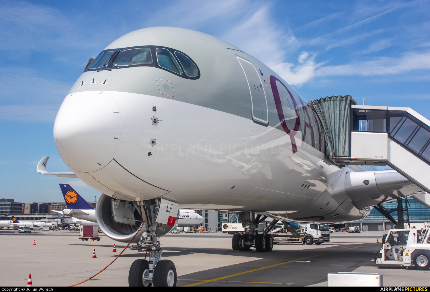 Qatar Airways A7-ALB aircraft at Frankfurt