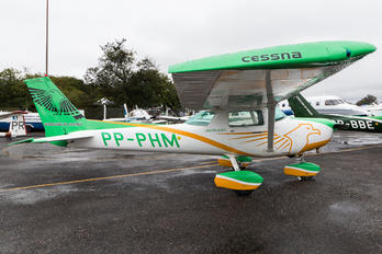 PP-PHM - Aeroclube do Paraná Cessna 152
