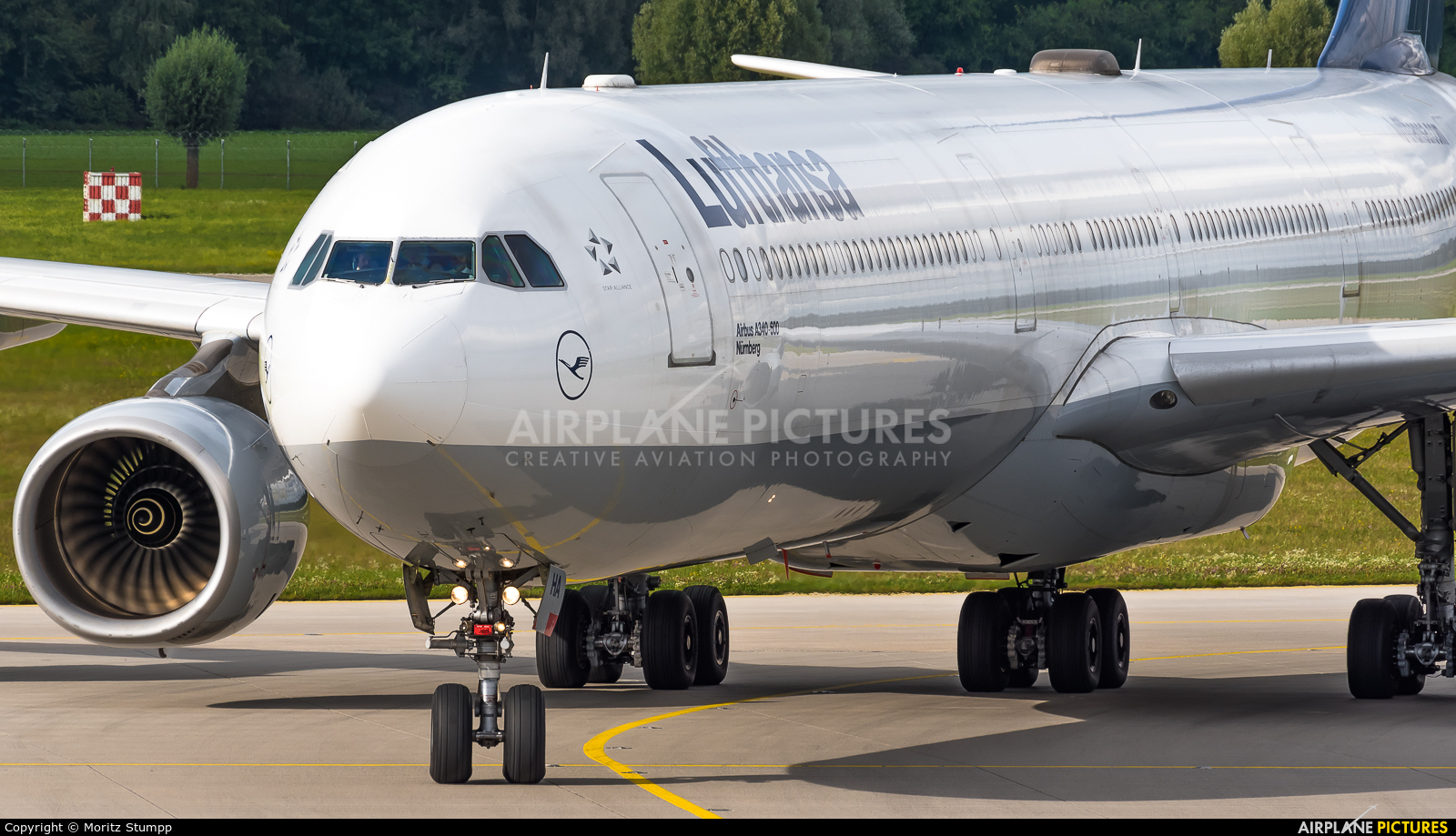 Lufthansa D-AIHA aircraft at Munich