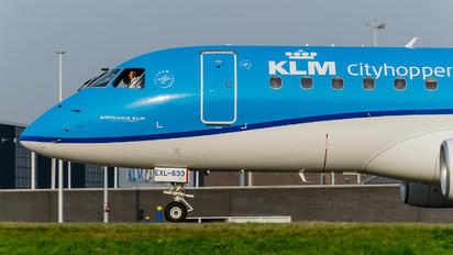 PH-EXL - KLM Cityhopper Embraer ERJ-175 (170-200)