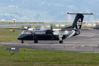 ZK-NEM - Air New Zealand Link - Air Nelson de Havilland Canada DHC-8-300Q Dash 8