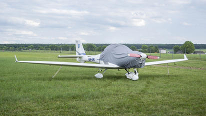 UR-KRI - Private Aquila 210