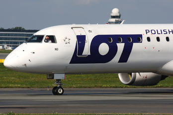 SP-LND - LOT - Polish Airlines Embraer ERJ-195 (190-200)