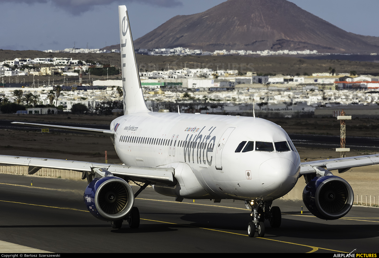 White Airways CS-TRO aircraft at Lanzarote - Arrecife
