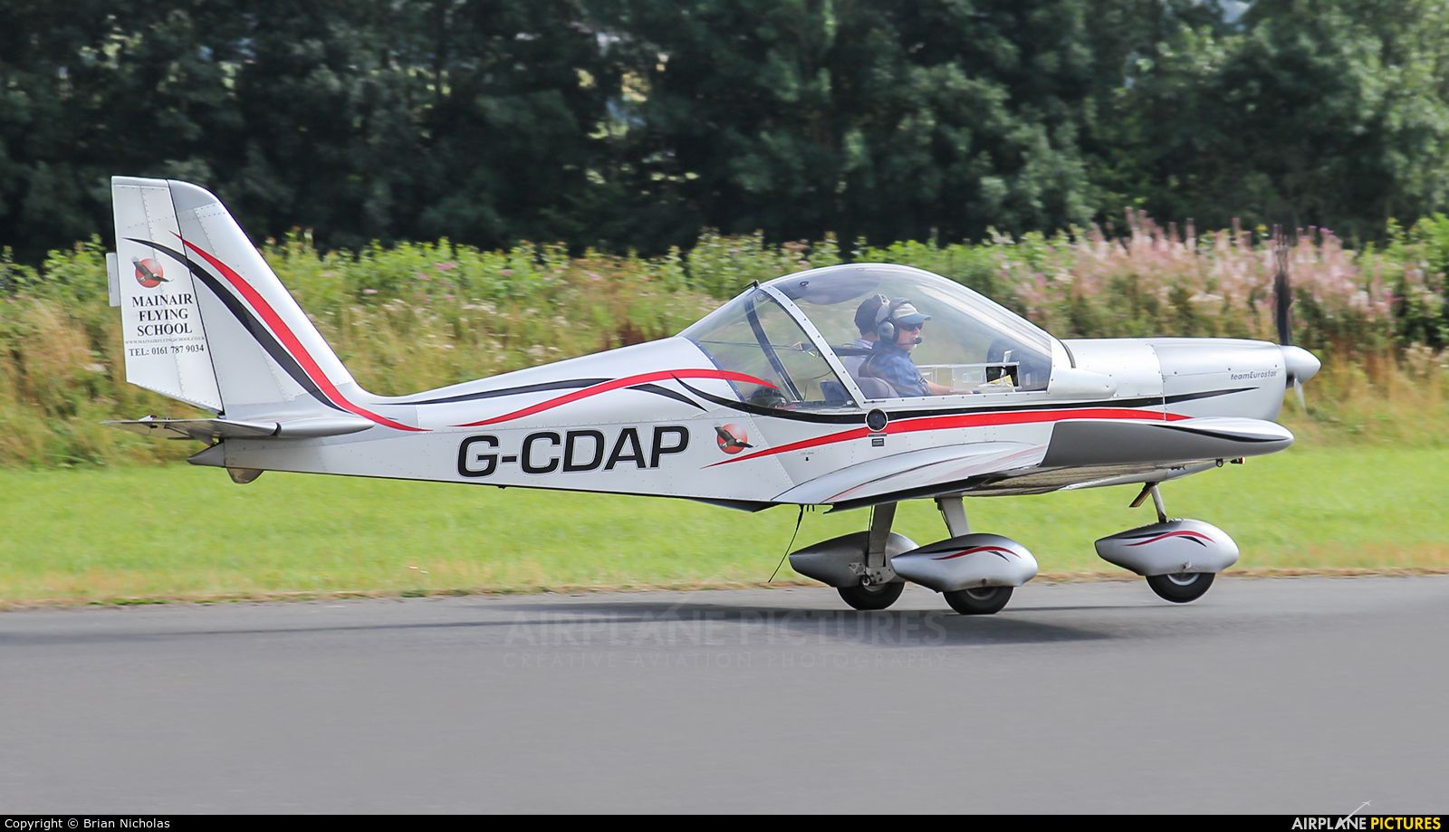 Private G-CDAP aircraft at Welshpool