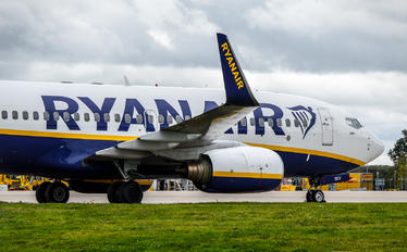 EI-SEV - Ryanair Boeing 737-700