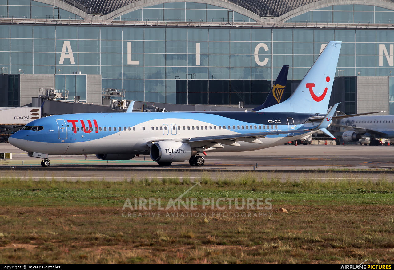 TUI Airlines Belgium OO-JLO aircraft at Alicante - El Altet