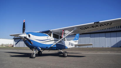 SP-MAW - Private Cessna 206 Stationair (all models)