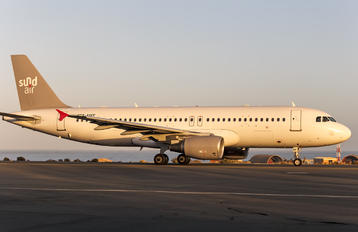D-ASEF - Sundair Airbus A320