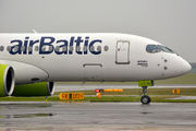 Air Baltic YL-CSD image