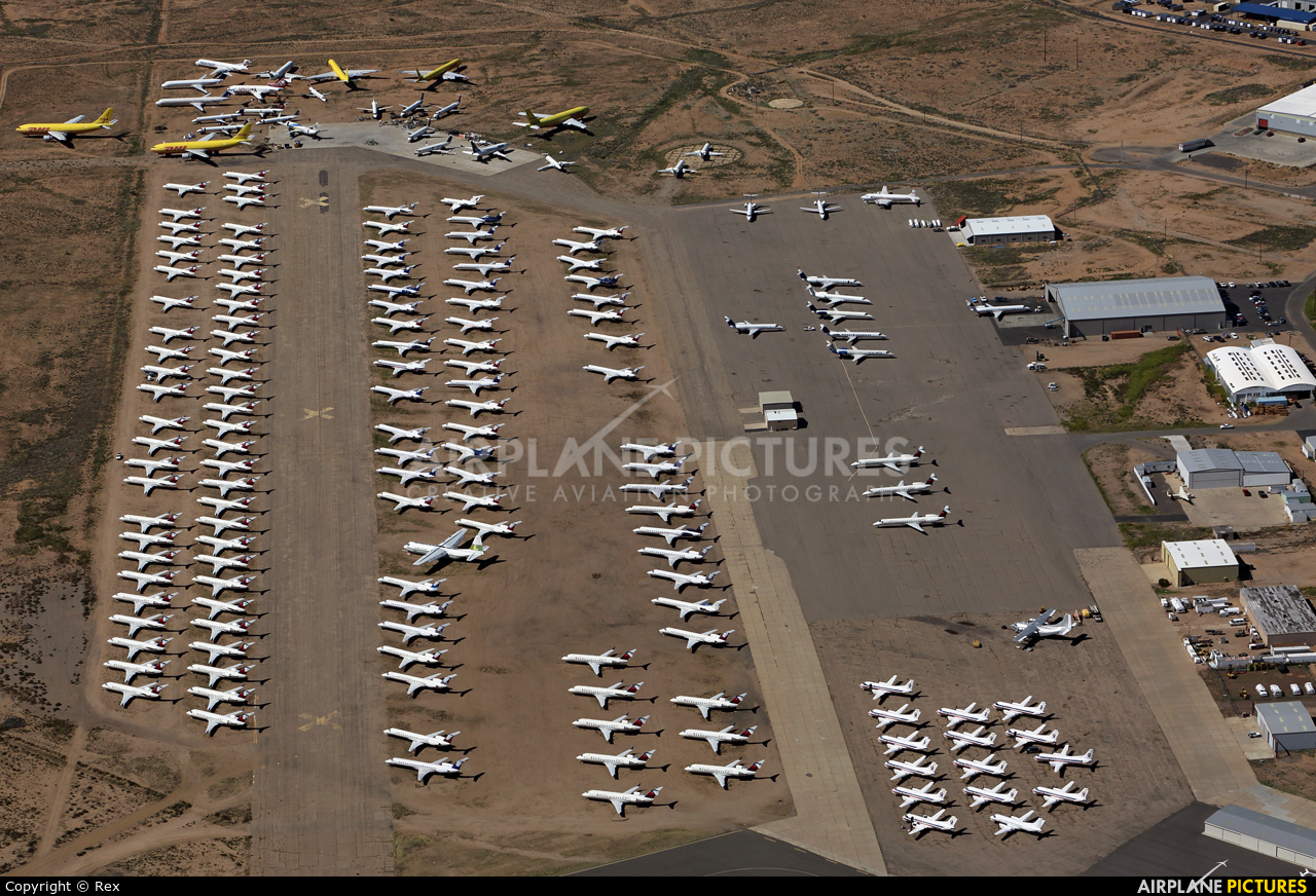 - Airport Overview - aircraft at Kingman