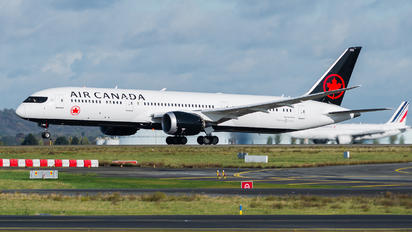 C-FSBV - Air Canada Boeing 787-9 Dreamliner