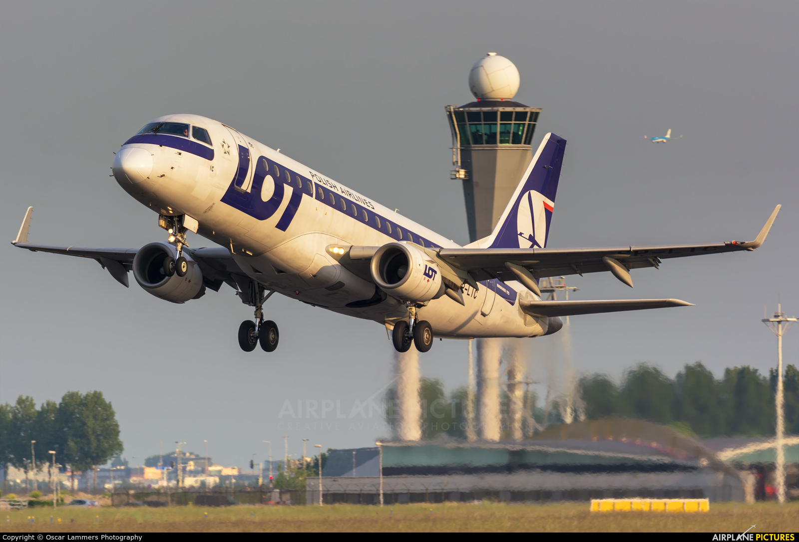 LOT - Polish Airlines SP-LIC aircraft at Amsterdam - Schiphol