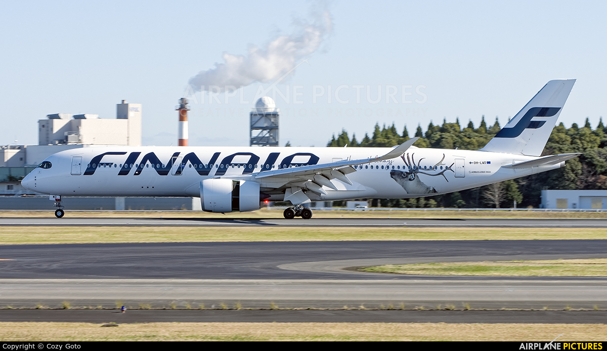 Finnair OH-LWD aircraft at Tokyo - Narita Intl