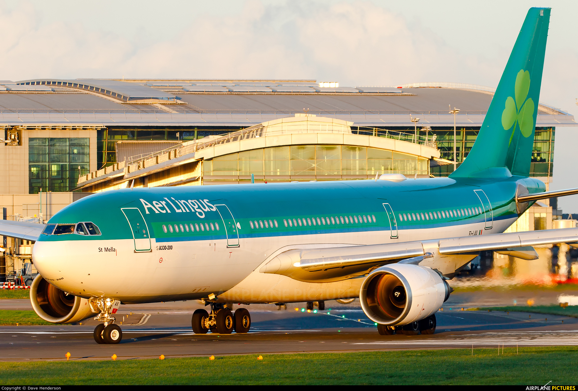 Aer Lingus EI-LAX aircraft at Dublin