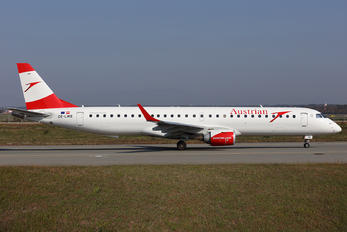 OE-LWE - Austrian Airlines/Arrows/Tyrolean Embraer ERJ-195 (190-200)