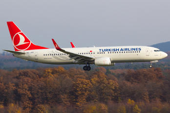TC-JHS - Turkish Airlines Boeing 737-800