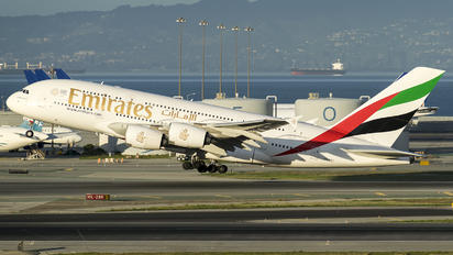 A6-EEO - Emirates Airlines Airbus A380