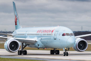 C-FRSE - Air Canada Boeing 787-9 Dreamliner