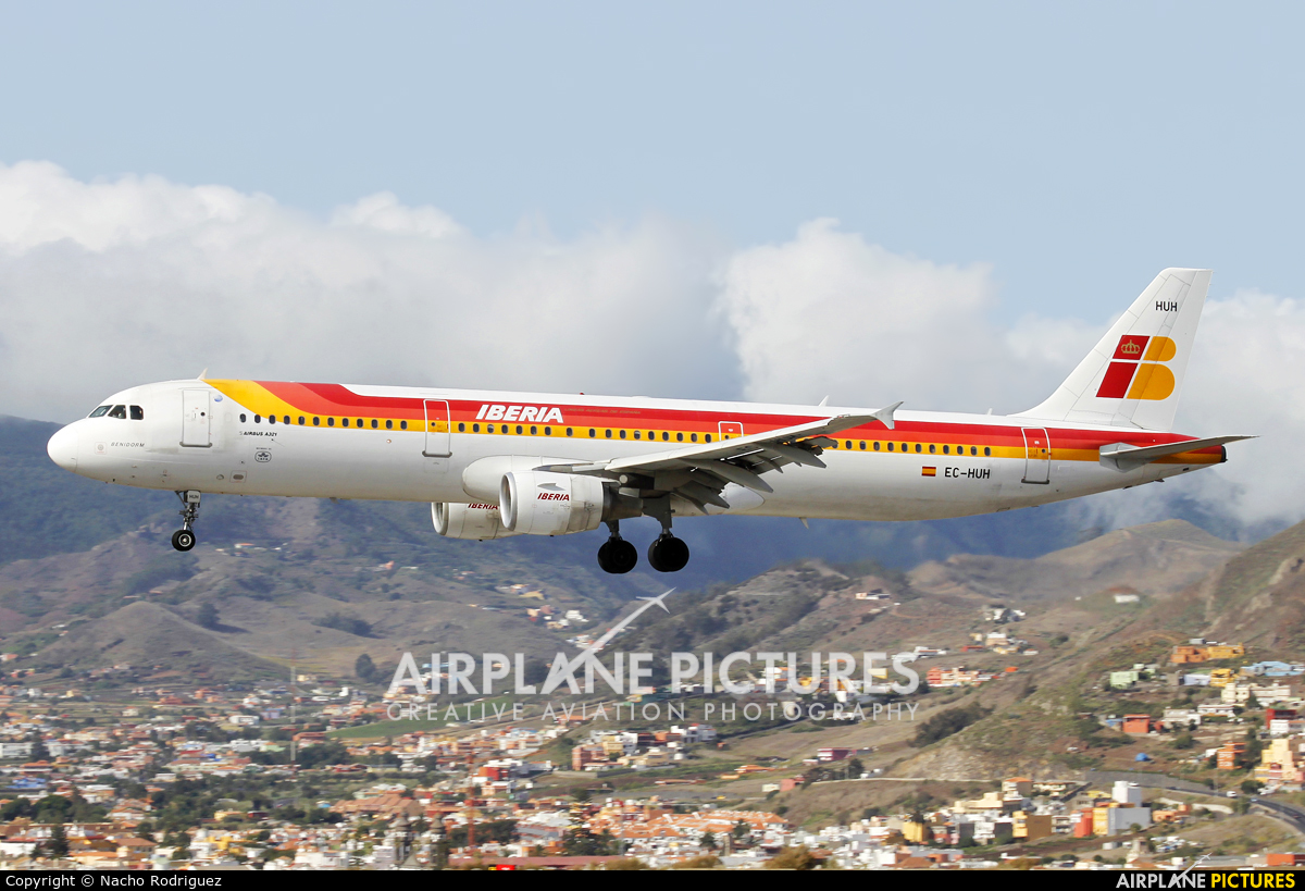 Iberia EC-HUH aircraft at Tenerife Norte - Los Rodeos