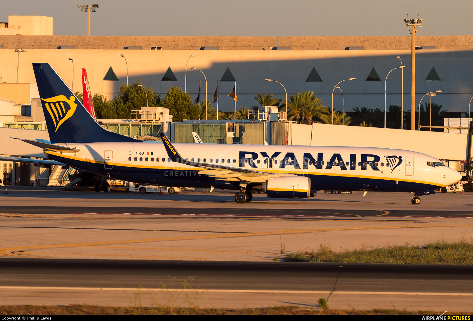 Ryanair EI-FRG aircraft at Palma de Mallorca