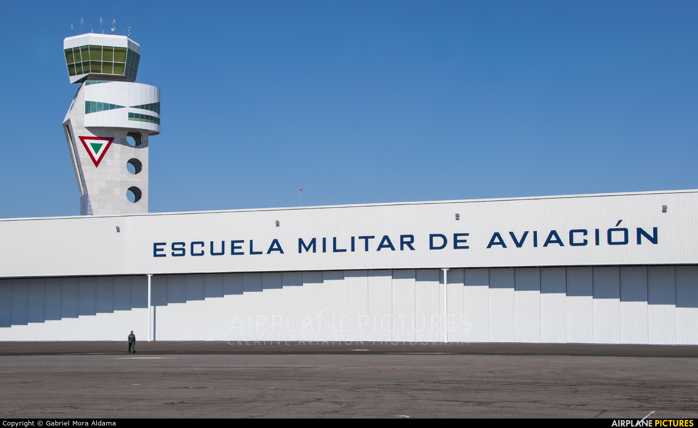 - Airport Overview - aircraft at Zapopan AFB