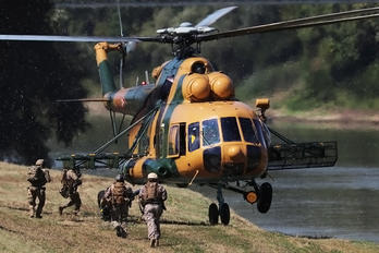 705 - Hungary - Air Force Mil Mi-17