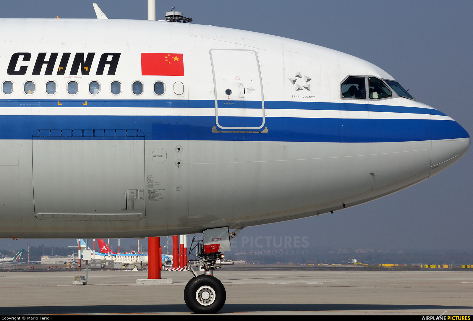 Air China B-6115 aircraft at Milan - Malpensa