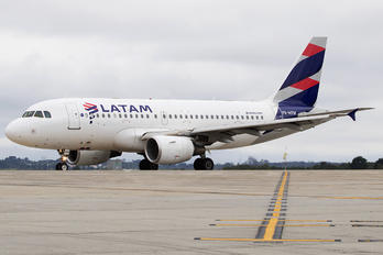 PR-MYM - LATAM Airbus A319