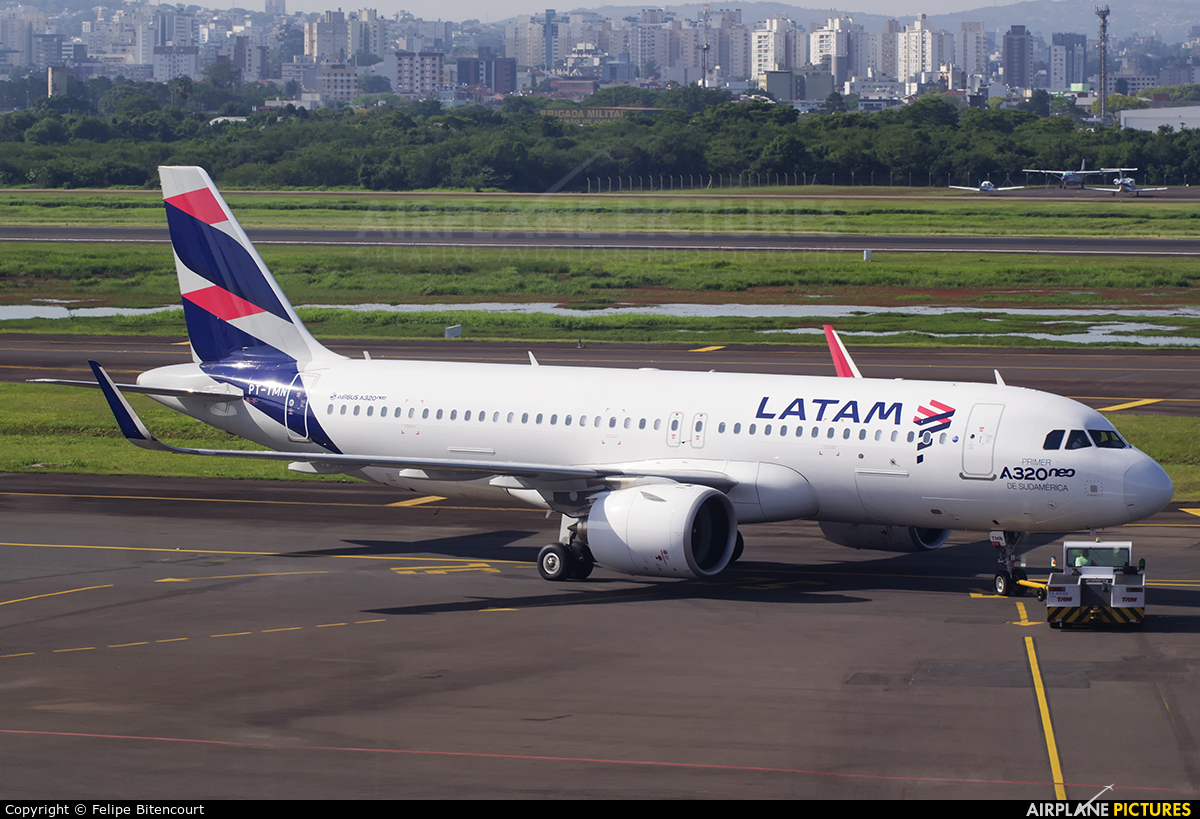 LATAM PT-TMN aircraft at Porto Alegre - Salgado Filho
