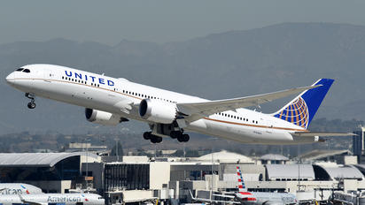 N15969 - United Airlines Boeing 787-9 Dreamliner