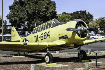 02684 - USA - Air Force North American Harvard/Texan (AT-6, 16, SNJ series)