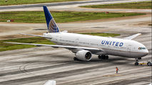 N206UA - United Airlines Boeing 777-200ER aircraft
