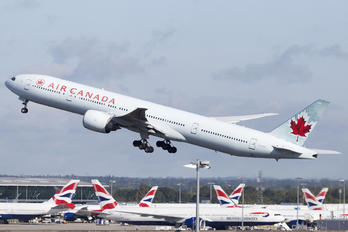 C-FIUL - Air Canada Boeing 777-300ER