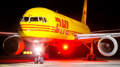 D-ALES - DHL Cargo Boeing 757-200F