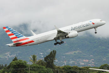 N198AA - American Airlines Boeing 757-200