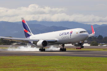 N532LA - LATAM Cargo Boeing 767-300F