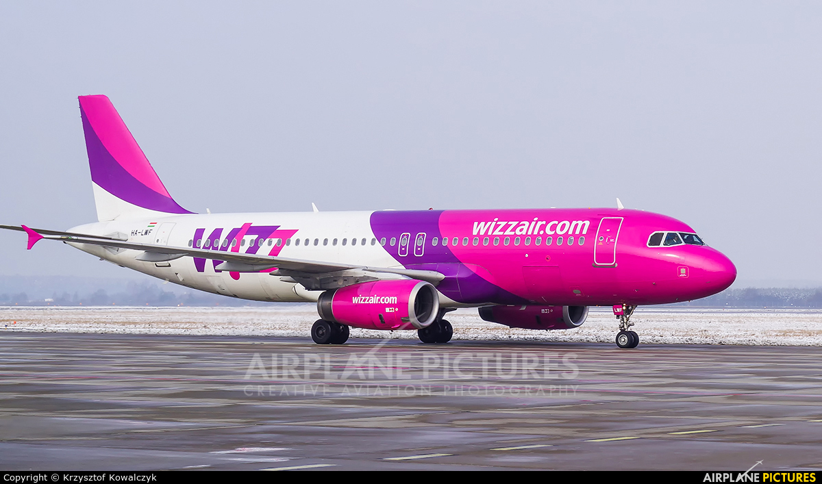 Wizz Air HA-LWF aircraft at Katowice - Pyrzowice