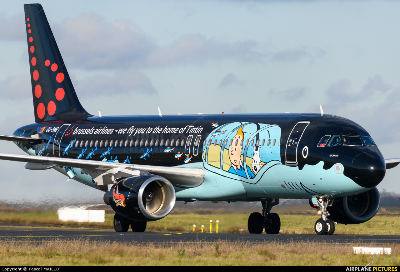 Brussels Airlines OO-SNB aircraft at Paris - Charles de Gaulle