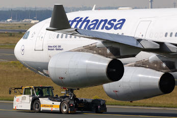 D-AIGS - Lufthansa Airbus A340-300