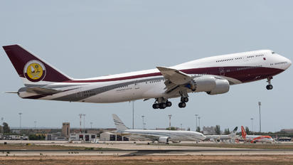 VQ-BSK - Qatar Amiri Flight Boeing 747-8 BBJ