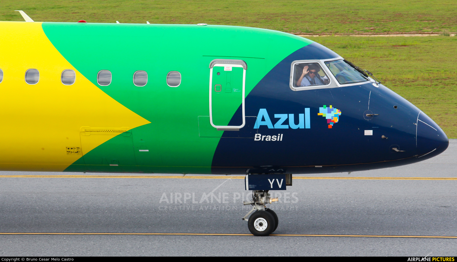 Azul Linhas Aéreas PR-AYV aircraft at Belo Horizonte - Tancredo Neves