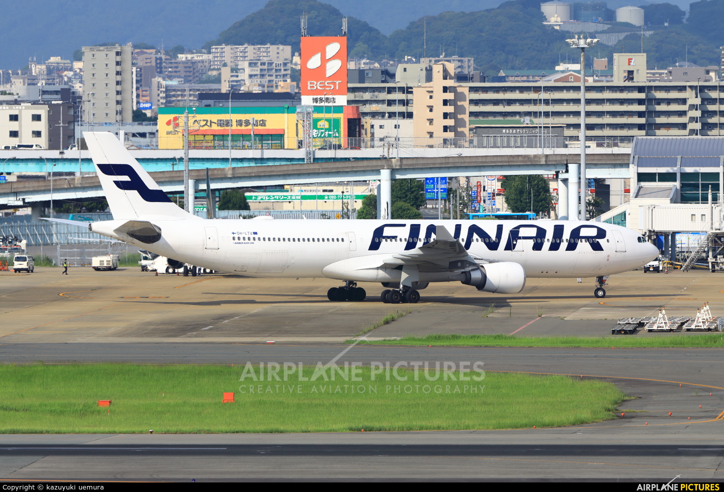Finnair OH-LTU aircraft at Fukuoka