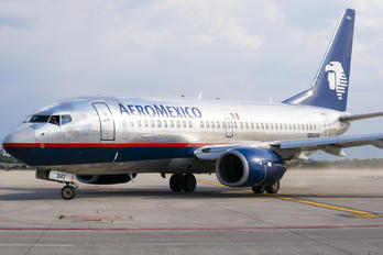 N842AM - Aeromexico Boeing 737-700