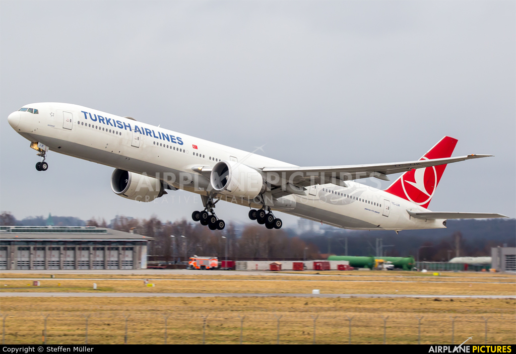 Turkish Airlines TC-JJK aircraft at Stuttgart