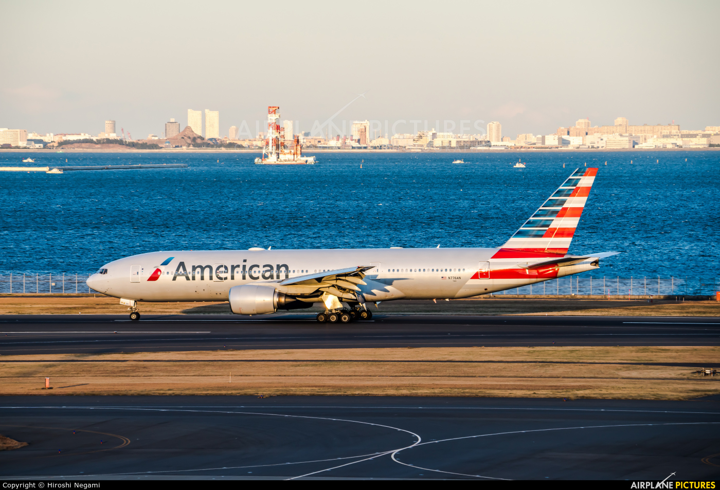 American Airlines N776AN aircraft at Tokyo - Haneda Intl