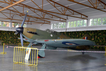 V6684 - Private Hawker Hurricane (replica)